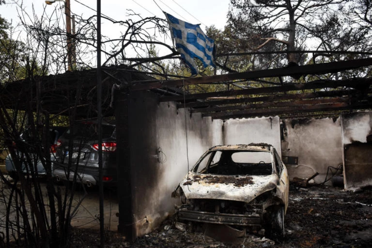 Ολα στη φόρα! – Το απόλυτο «ξεγύμνωμα» των κυβερνητικών χειρισμών λεπτό προς λεπτό – Οι οκτώ που πρέπει να λογοδοτήσουν για την εθνική τραγωδία